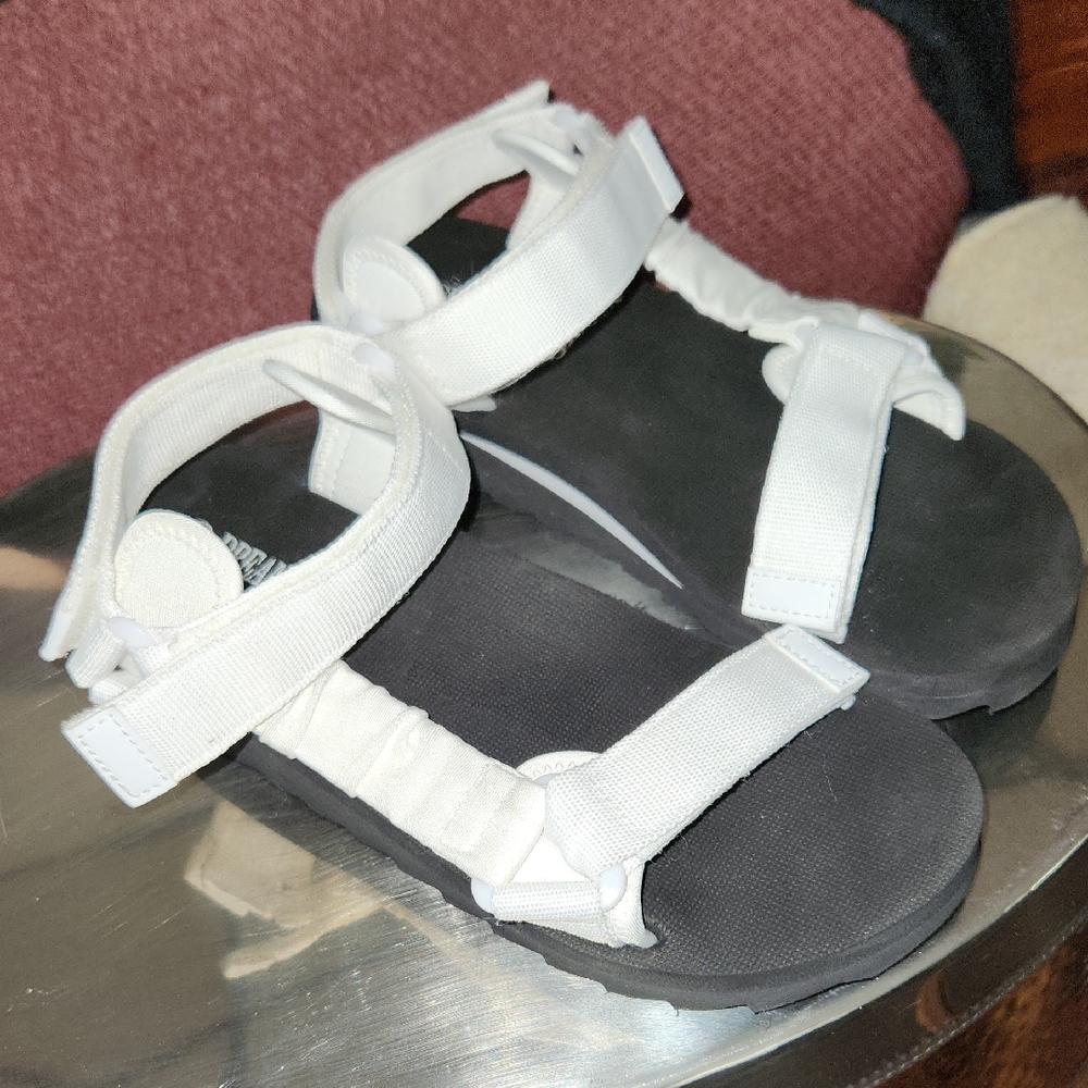 Dream Pairs Sandals